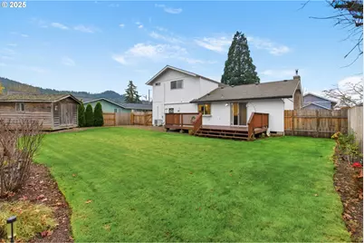 353 72nd St, Springfield, OR 97478 - Photo 37