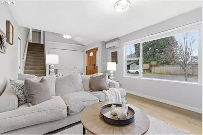 353 72nd St, Springfield, OR 97478 - Photo 9