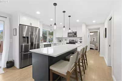 353 72nd St, Springfield, OR 97478 - Photo 11