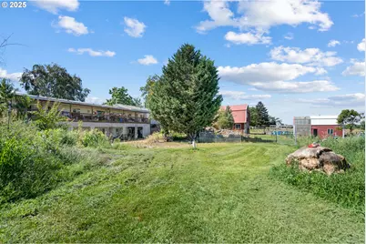 28473 Southshore Dr, Umatilla, OR 97882 - Photo 5