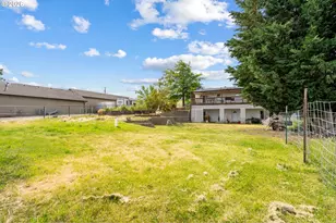 28473 Southshore Dr, Umatilla, OR 97882 - Photo 9