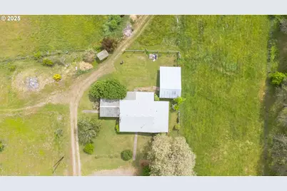 12804 Tiller Trail Hwy, Days Creek, OR 97429 - Photo 25