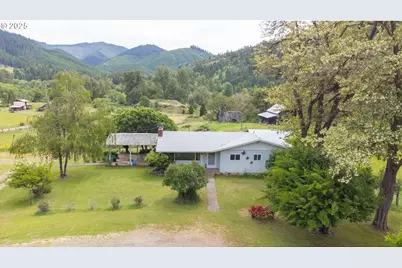 12804 Tiller Trail Hwy, Days Creek, OR 97429 - Photo 3