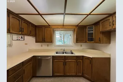 12804 Tiller Trail Hwy, Days Creek, OR 97429 - Photo 5