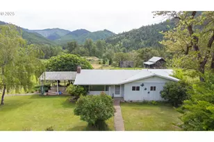 12804 Tiller Trail Hwy, Days Creek, OR 97429 - Photo 35