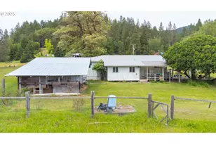 12804 Tiller Trail Hwy, Days Creek, OR 97429 - Photo 21