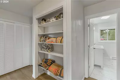 11110 SW 64th Ave, Portland, OR 97219 - Photo 15