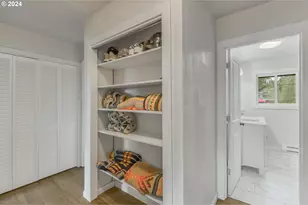 11110 SW 64th Ave, Portland, OR 97219 - Photo 15