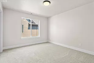 844 NE 17th Ave, Canby, OR 97013 - Photo 29