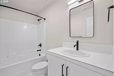 844 NE 17th Ave, Canby, OR 97013 - Photo 31