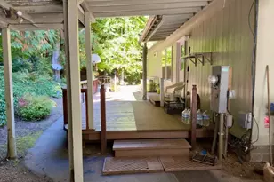 21191 E Country Club Rd, Mount Hood Village, OR 97011 - Photo 11