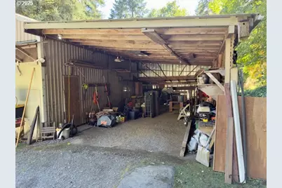 21191 E Country Club Rd, Mount Hood Village, OR 97011 - Photo 9