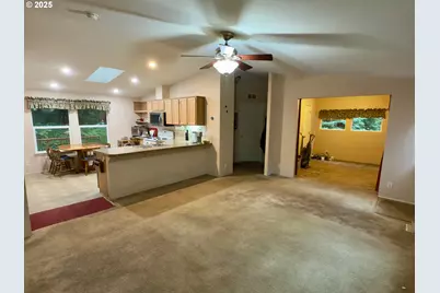 21191 E Country Club Rd, Mount Hood Village, OR 97011 - Photo 23