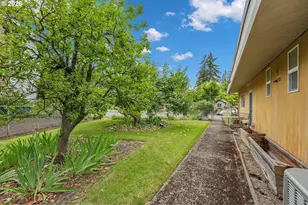 19555 NW Melrose Dr, Portland, OR 97229 - Photo 19