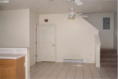 7427 SE Woodstock Blvd, Portland, OR 97206 - Photo 37