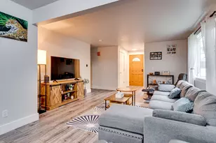 1307 SE 61st Pl, Hillsboro, OR 97123 - Photo 9