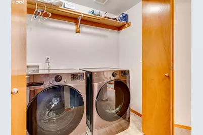 1307 SE 61st Pl, Hillsboro, OR 97123 - Photo 35