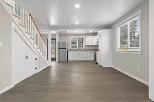 1180 SE Maple St, Hillsboro, OR 97123 - Photo 11