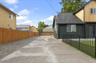 1180 SE Maple St, Hillsboro, OR 97123 - Photo 5