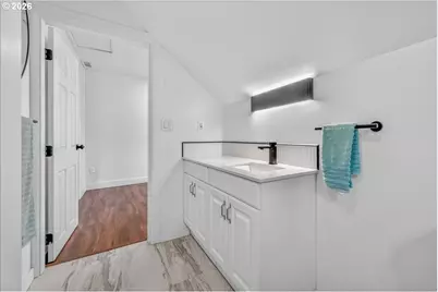 2704 SE 84th Ave, Portland, OR 97266 - Photo 25