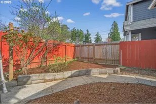 2704 SE 84th Ave, Portland, OR 97266 - Photo 31