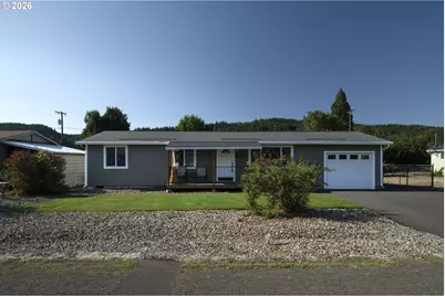 471 Glen Ave, Sutherlin, OR 97479 - Photo 1