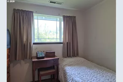 110 SE Cerrito Ct, Myrtle Creek, OR 97457 - Photo 27