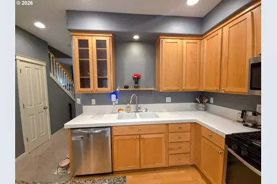 2543 NW 2nd Ter, Gresham, OR 97030 - Photo 5