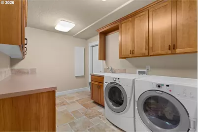 9734 NW Skyline Heights Dr, Portland, OR 97229 - Photo 43
