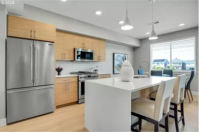 16505 NW Liberty St, Portland, OR 97229 - Photo 5