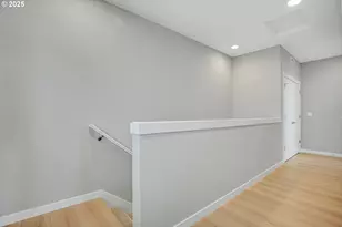 16505 NW Liberty St, Portland, OR 97229 - Photo 17