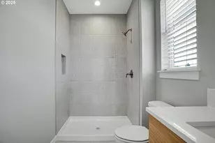 16505 NW Liberty St, Portland, OR 97229 - Photo 25