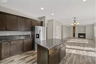 15642 SE Bollam Dr, Clackamas, OR 97015 - Photo 15