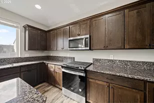 15642 SE Bollam Dr, Clackamas, OR 97015 - Photo 17