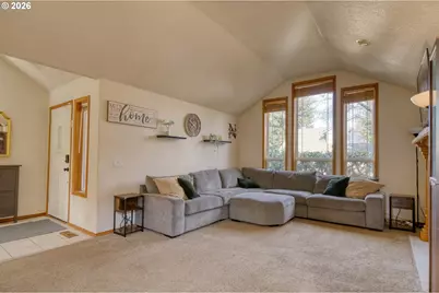 33280 Linden St, Scappoose, OR 97056 - Photo 3