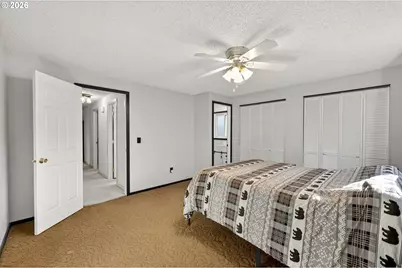 1333 SW 5th Pl, Gresham, OR 97080 - Photo 17