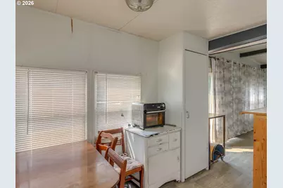 8039 SE Monterey Ave, Milwaukie, OR 97222 - Photo 5