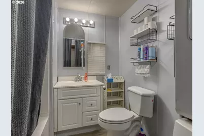 8039 SE Monterey Ave, Milwaukie, OR 97222 - Photo 9