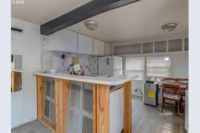 8039 SE Monterey Ave, Milwaukie, OR 97222 - Photo 3