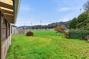 2350 High St, Reedsport, OR 97467 - Photo 39