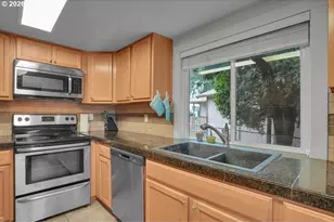 5124 SE Appenine Way, Milwaukie, OR 97222 - Photo 11