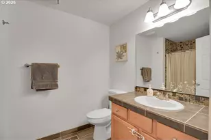 5124 SE Appenine Way, Milwaukie, OR 97222 - Photo 17