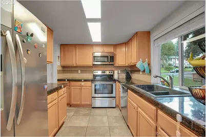 5124 SE Appenine Way, Milwaukie, OR 97222 - Photo 9