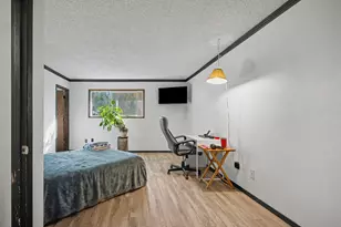 1960 SW 13th Ct, Gresham, OR 97080 - Photo 13