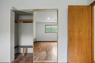 1960 SW 13th Ct, Gresham, OR 97080 - Photo 27