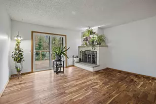 1960 SW 13th Ct, Gresham, OR 97080 - Photo 5