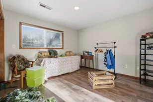 1960 SW 13th Ct, Gresham, OR 97080 - Photo 27