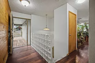 1960 SW 13th Ct, Gresham, OR 97080 - Photo 3