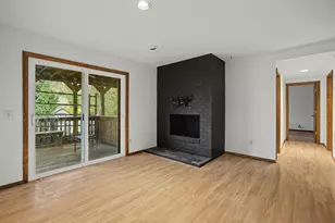 1960 SW 13th Ct, Gresham, OR 97080 - Photo 15