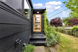 3008 NE 70th Ave, Portland, OR 97213 - Photo 5